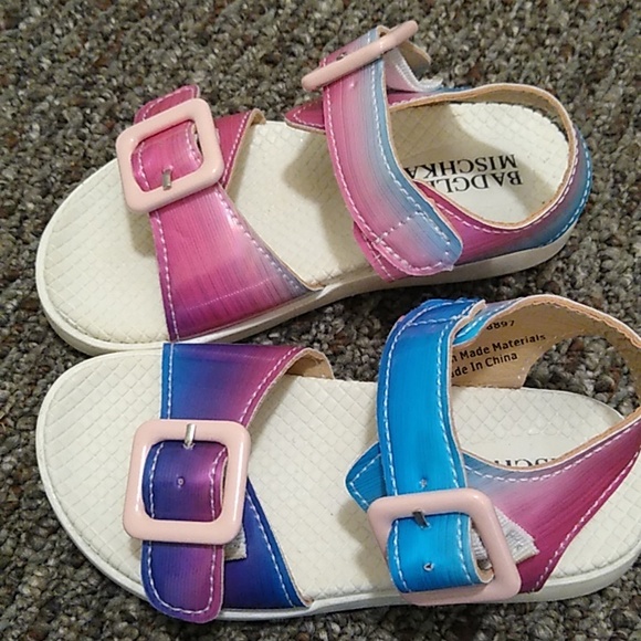 Baby girl colorful sandals size 7 - Picture 2 of 4